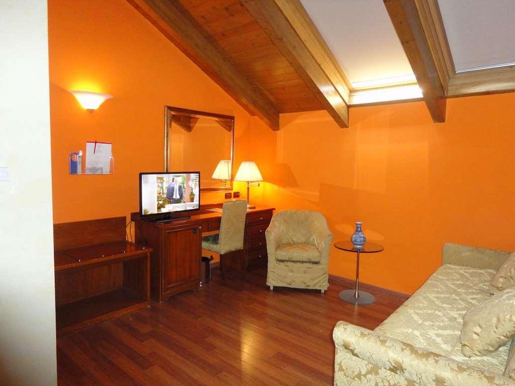 Hotel Vazzana Вольпьяно Номер фото